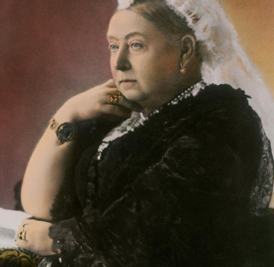 Victoria ca. 1885. Quelle: https://www.welt.de/img/kultur/history/mobile105958233/3602502247-ci102l-w1024/Queen-Victoria-Foto-um-1885-Queen-Victoria-Photo-c-1885.jpg Victoria ca. 1885. Quelle: https://www.welt.de/img/kultur/history/mobile105958233/3602502247-ci102l-w1024/Queen-Victoria-Foto-um-1885-Queen-Victoria-Photo-c-1885.jpg